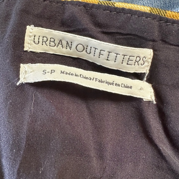 Urban Outfitters size small yellow plaid 70’s style jumpsuit with halter top - Picture 4 of 7